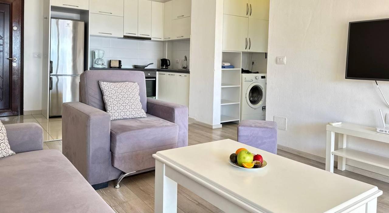 Morina Sea View Apartment Sarande Bagian luar foto