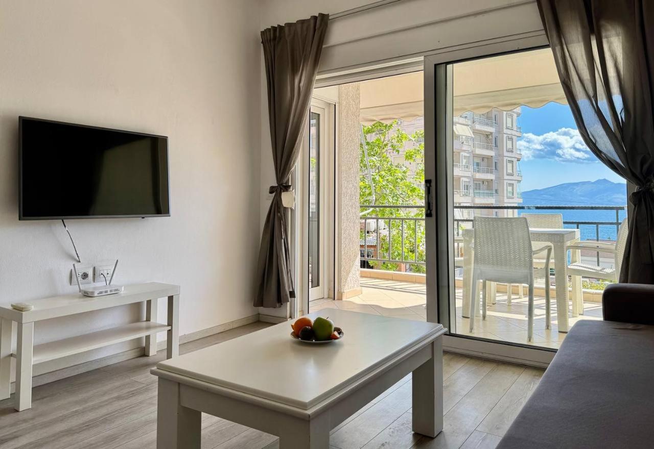 Morina Sea View Apartment Sarande Bagian luar foto